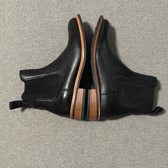 NISOLO Carmen Water Resistant Chelsea Boot - Picture 5 of 11